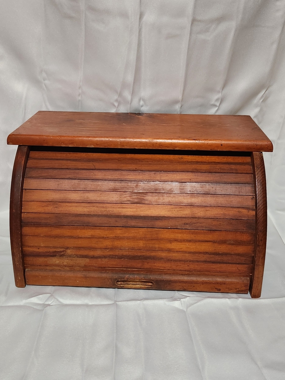 Classic Wooden Roll-Top Bread Box - Brown